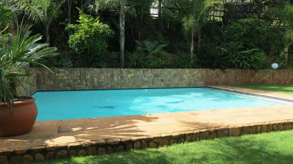Eagles Rock Guest House Pretoria Exterior photo