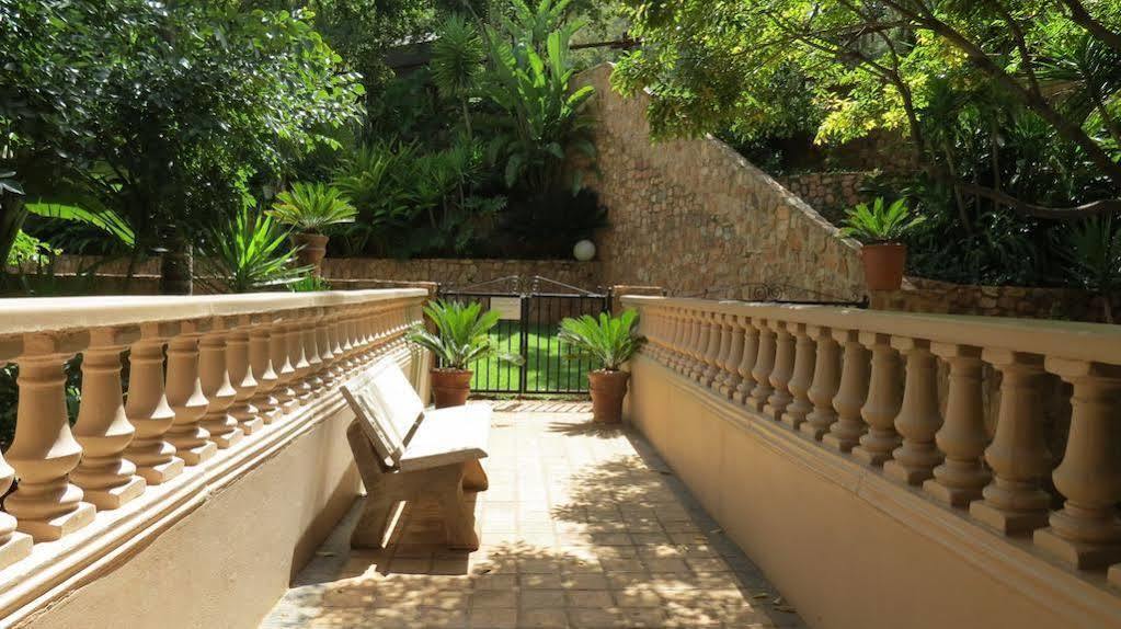 Eagles Rock Guest House Pretoria Exterior photo